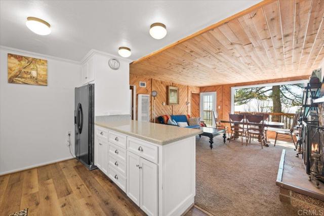 Detail Gallery Image 9 of 26 For 31111 All View Dr, Running Springs,  CA 92382 - 3 Beds | 1/1 Baths