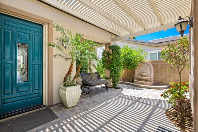 61414 Topaz Drive, La Quinta CA: https://media.crmls.org/mediaz/47080864-ea24-4d19-a9e7-b542422a8487.jpg