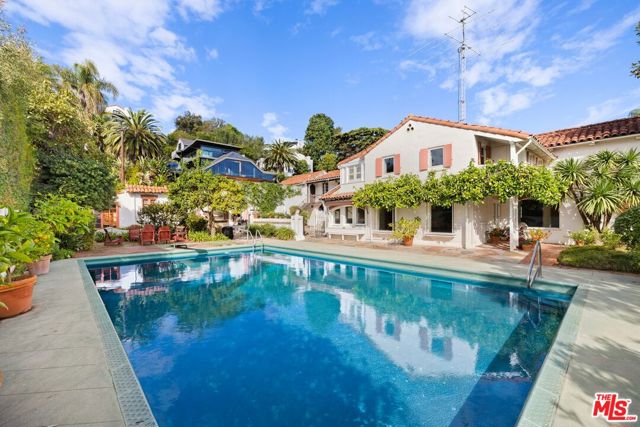 Drew Fenton | 311 Amalfi Drive Santa Monica CA | MLS: 7502806 Drew Fenton | 311 Amalfi Drive Santa Monica CA | MLS: 7502806