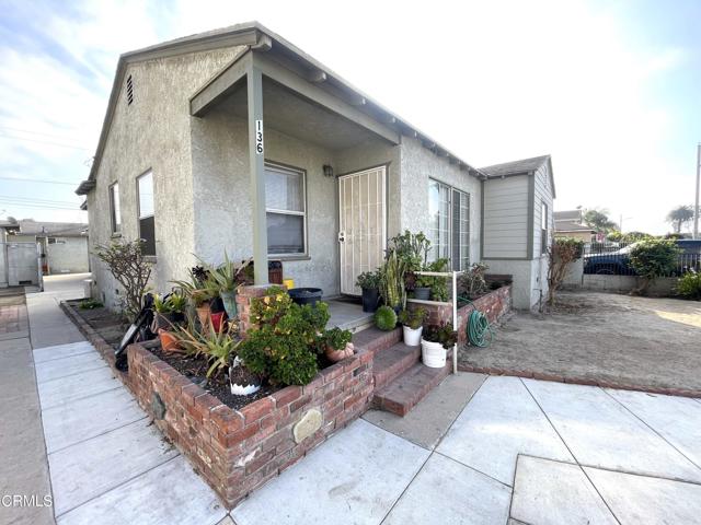 136 S Roosevelt Avenue, Oxnard CA: https://media.crmls.org/mediaz/47092fc5-7d9c-414c-919f-18488c798f1b.jpg