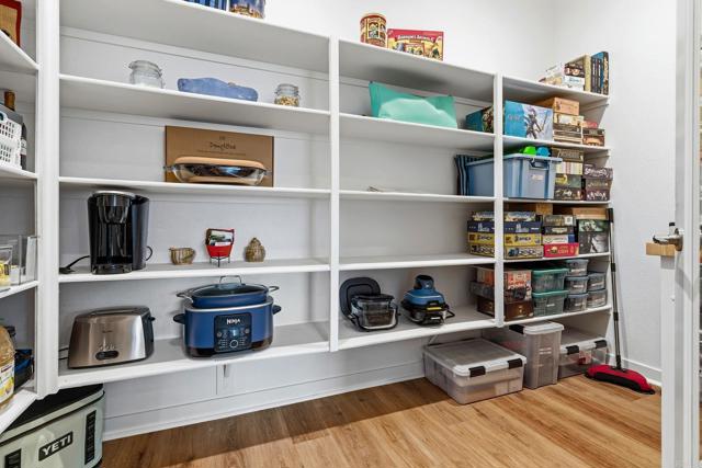 Detail Gallery Image 7 of 47 For 24067 Brison Dr, Corona,  CA 92883 - 2 Beds | 2 Baths