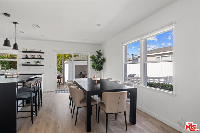 6129 W 76th Street, Los Angeles CA: https://media.crmls.org/mediaz/470981cd-773b-47c4-8caa-726833e76d8c.jpg