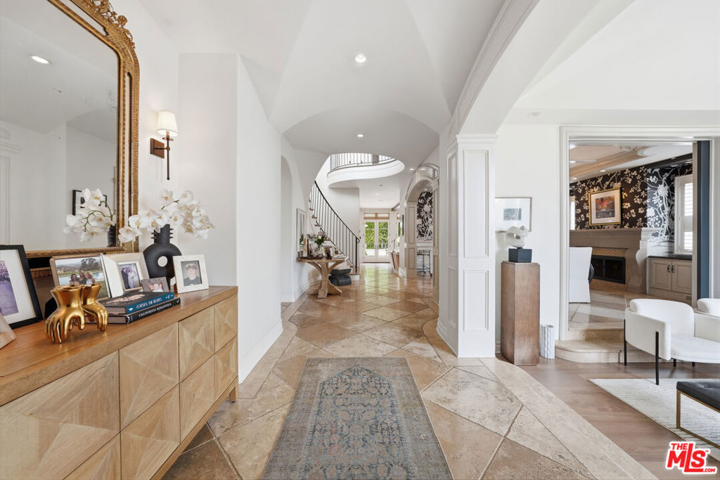 MLS #26850387 image #34