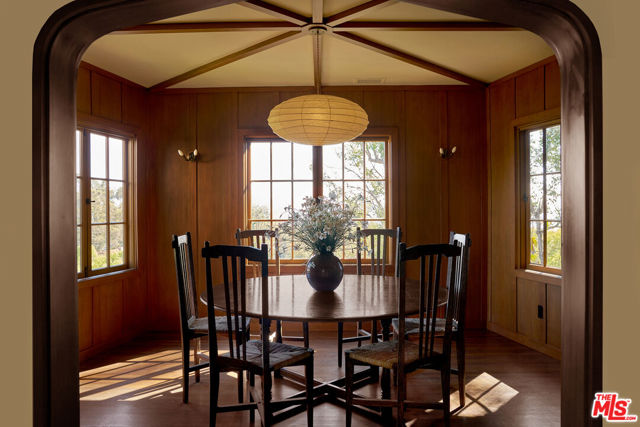 Image 6 of 35 For 1960 Escarpa Drive