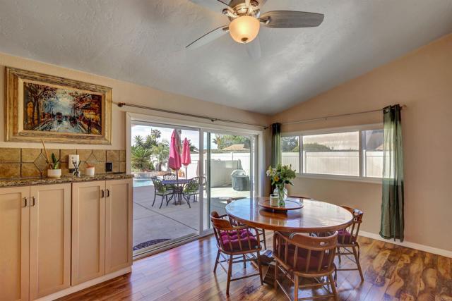 Detail Gallery Image 6 of 28 For 1733 Schooner Way, Carlsbad,  CA 92008 - 3 Beds | 2 Baths