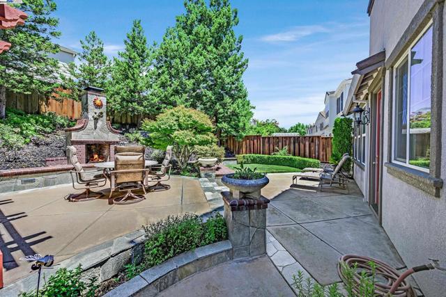 Image 3 of 28 For 5366 Dublin Ranch Dr