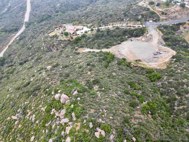 2169 Corte Dorado Espuela, Alpine CA: https://media.crmls.org/mediaz/470fa5db-eed8-4781-aed1-1acf5b858896.jpg