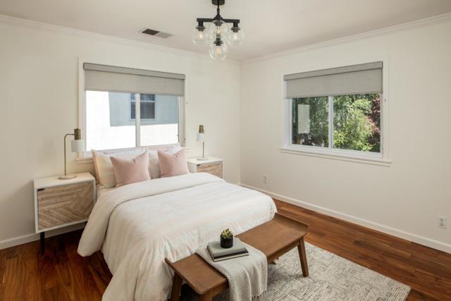 426 8th Avenue, Menlo Park CA: https://media.crmls.org/mediaz/470fd57b-bcae-465b-af20-0feaa581ee62.jpg