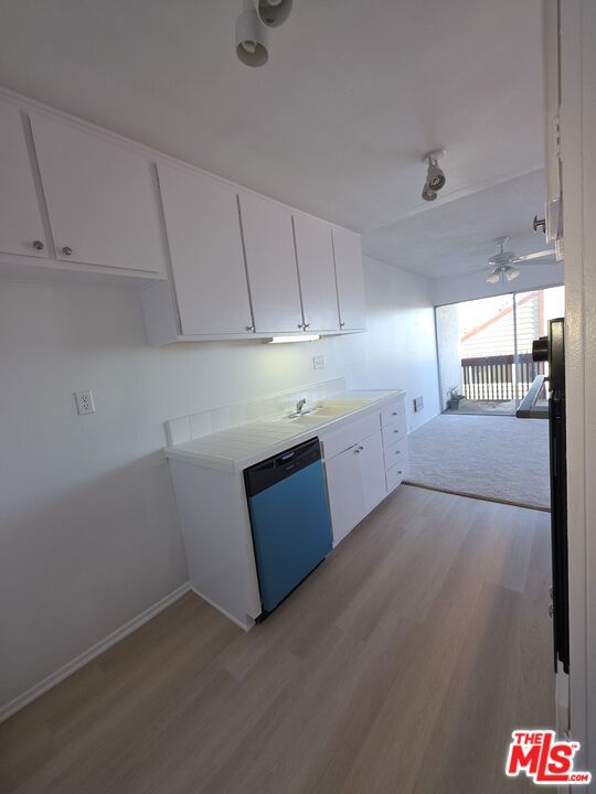 6000 Canterbury Drive, Culver City CA: https://media.crmls.org/mediaz/4710317f-e60d-48d9-b146-0bd87fc45c47.jpg