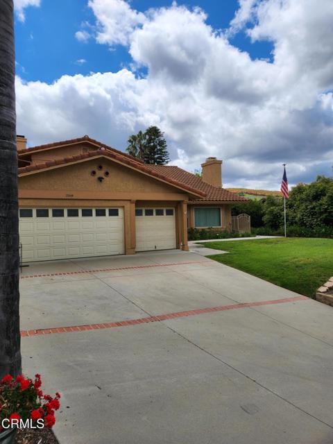 13644 Deering Lane, Moorpark CA: https://media.crmls.org/mediaz/4710a686-19c9-4331-9f96-c19428e16868.jpg