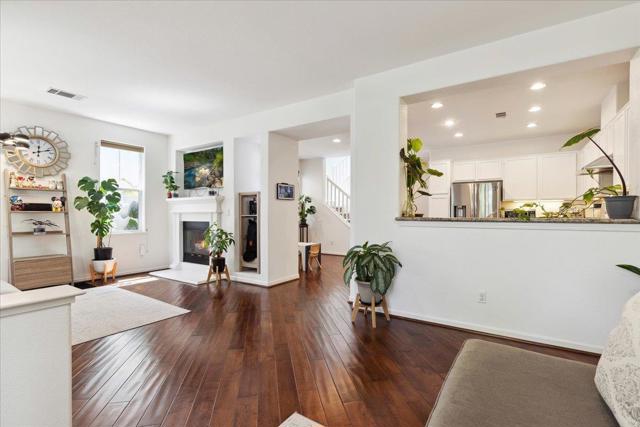 28514 Gulfport Circle, Hayward CA: https://media.crmls.org/mediaz/4710d257-5525-4344-81c9-0ea87ec9aca7.jpg