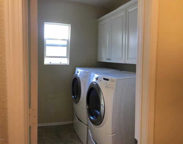 3162 Moss Landing Boulevard, Oxnard CA: https://media.crmls.org/mediaz/4710e2ca-5322-42b1-ac57-87fd369e2745.jpg