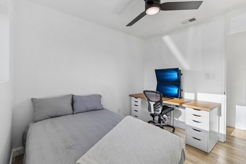 2852 Yvonne St - photo 17
