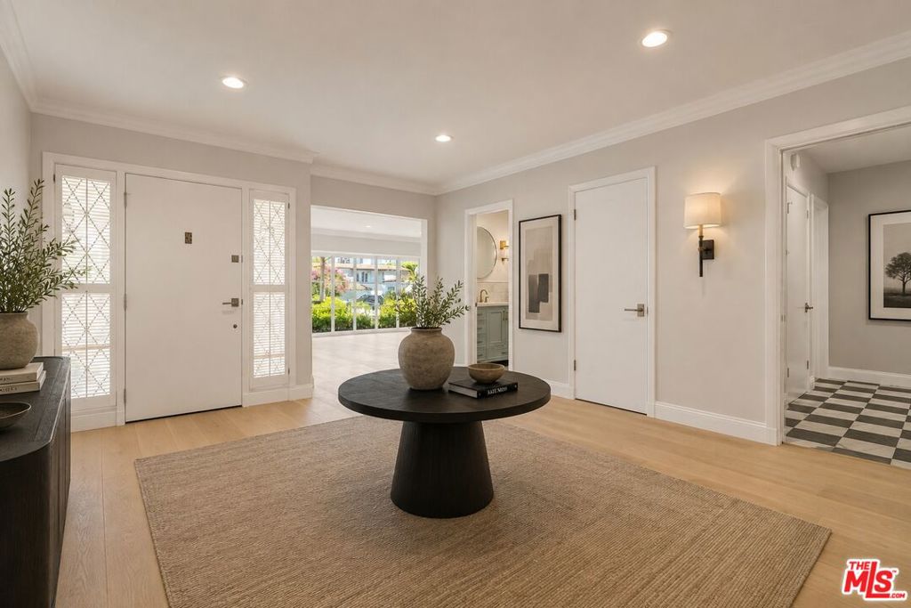 MLS #26875295 image #2