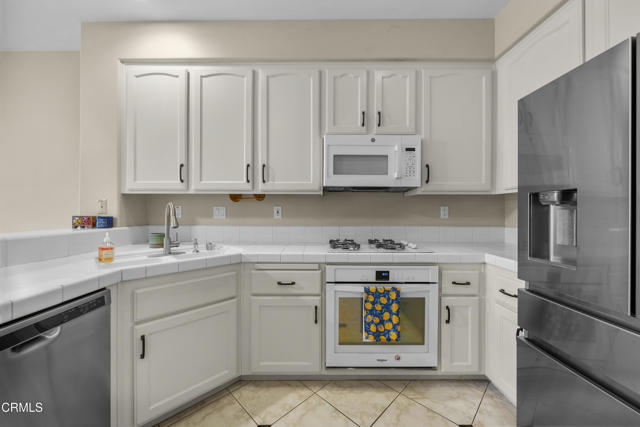 Detail Gallery Image 15 of 48 For 5297 Paseo Ricoso, Camarillo,  CA 93012 - 3 Beds | 2/1 Baths