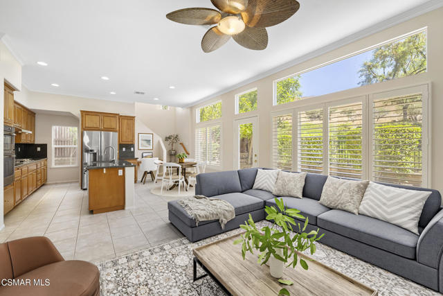 2996 Eagles Claw Avenue, Thousand Oaks CA: https://media.crmls.org/mediaz/4715ff1c-53f6-41dd-b747-ea852a2bedad.jpg
