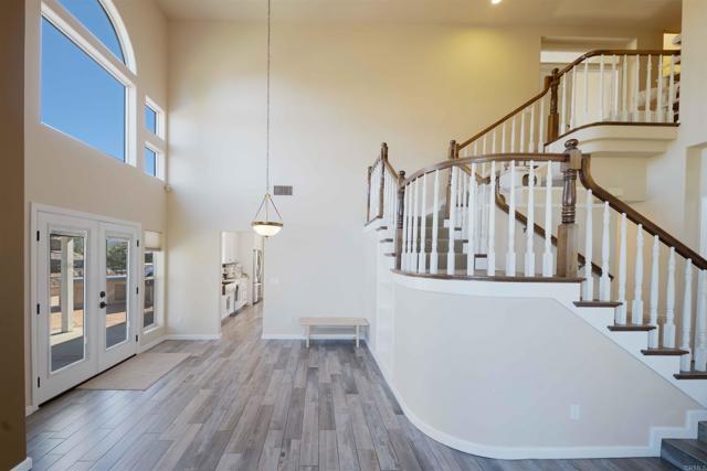 2173 Twisted Oak Ln Lane, Alpine CA: https://media.crmls.org/mediaz/47169085-e449-4e8a-8458-de0ea58868f5.jpg