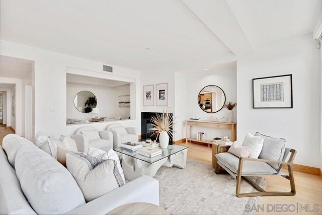 5420 La jolla Blvd., La Jolla CA: https://media.crmls.org/mediaz/47170494-7592-4926-a6d9-c923527cc1d5.jpg