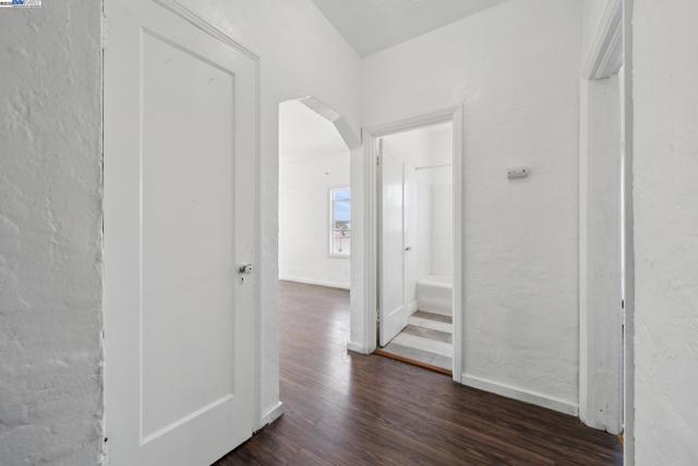 1360 Berkeley Way, Berkeley CA: https://media.crmls.org/mediaz/47175af5-342f-4fda-9680-d61aa0b140e6.jpg