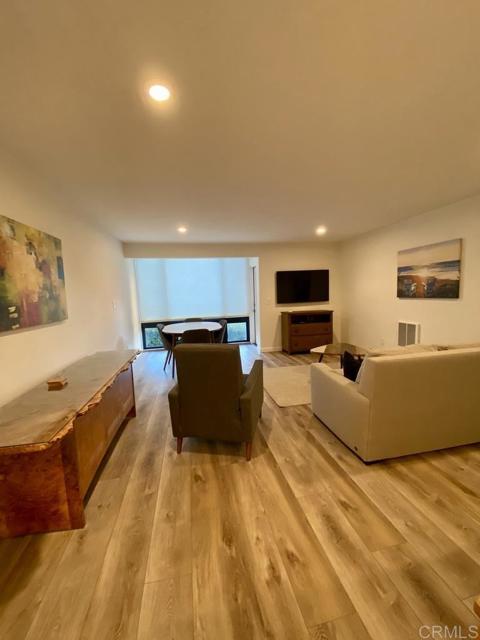 1552 Camino Del Mar # 401, Del Mar, California 92014, 1 Bedroom Bedrooms, ,2 BathroomsBathrooms,Residential Lease,For Rent,1552 Camino Del Mar # 401,CRNDP2306871