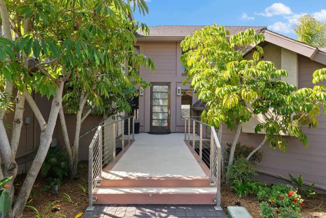 5392 Wilshire Drive, San Diego CA: https://media.crmls.org/mediaz/4719b89d-fd07-4ad1-ad7a-8317e48ef775.jpg