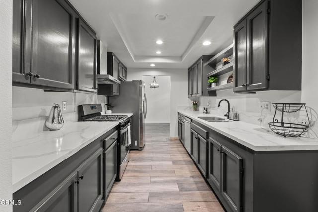 Detail Gallery Image 14 of 41 For 1501 Pisco Ln, Oxnard,  CA 93035 - 4 Beds | 2/1 Baths