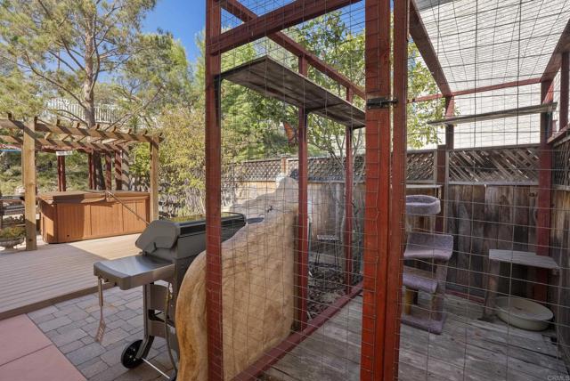 Detail Gallery Image 35 of 47 For 4989 Corte Playa Encino, San Diego,  CA 92124 - 4 Beds | 2/1 Baths