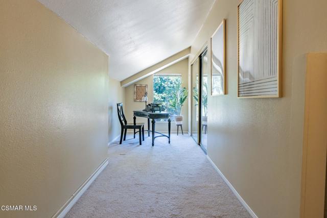6564 La Cumbre Road, Somis CA: https://media.crmls.org/mediaz/471a9613-cb04-47ec-87b6-ffc3a79b6530.jpg