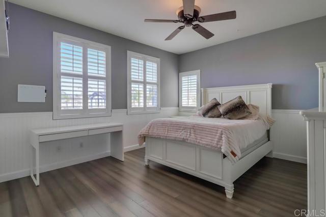 898 Padera Ct, Chula Vista CA: https://media.crmls.org/mediaz/471addce-261b-4157-9160-8111117ede55.jpg
