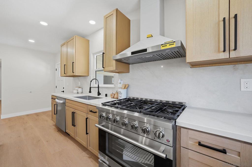 14212 Tobiasson Rd - photo 6