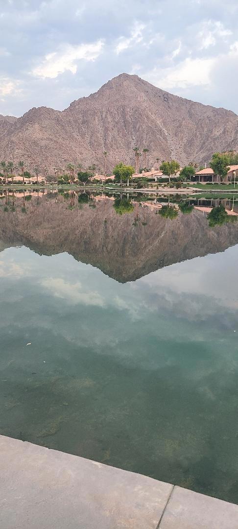 https://media.crmls.org/mediaz/471c0630-b1a6-4227-b9ad-0db64ad47a4c.jpg?preset=X-Large