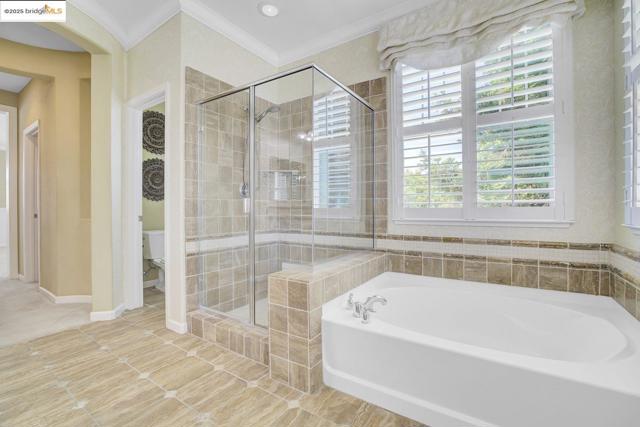 2743 Cathedral Cir, Brentwood CA: https://media.crmls.org/mediaz/471cd1eb-7a31-4903-9d53-05ee10b721cb.jpg