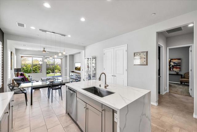 57 Syrah, Rancho Mirage CA: https://media.crmls.org/mediaz/471f3811-50b0-411b-8526-770bd875b775.jpg
