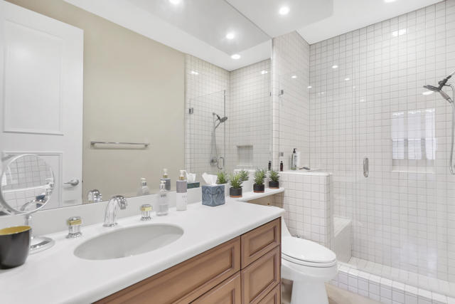 41800 Jones Drive, Palm Desert CA: https://media.crmls.org/mediaz/471faad2-1d4c-4f19-aeaa-1978d5f389a8.jpg