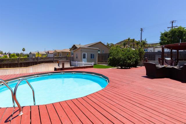 8626 Prospect Avenue, Santee CA: https://media.crmls.org/mediaz/4721c78c-ace9-487a-8f3d-5eb625ba75f0.jpg