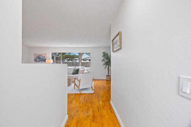 274 Cosky Drive, Marina CA: https://media.crmls.org/mediaz/4722436d-6c59-42cc-a59f-8f070d3f0bc7.jpg