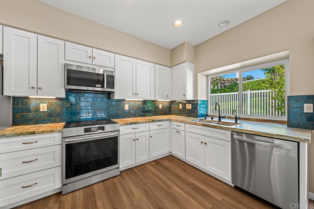 4970 Lamia Way - photo 13