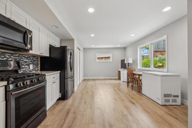 40 Eastlake Avenue, Pacifica CA: https://media.crmls.org/mediaz/4723e377-4dbc-4c0f-958d-1d2b211208ad.jpg