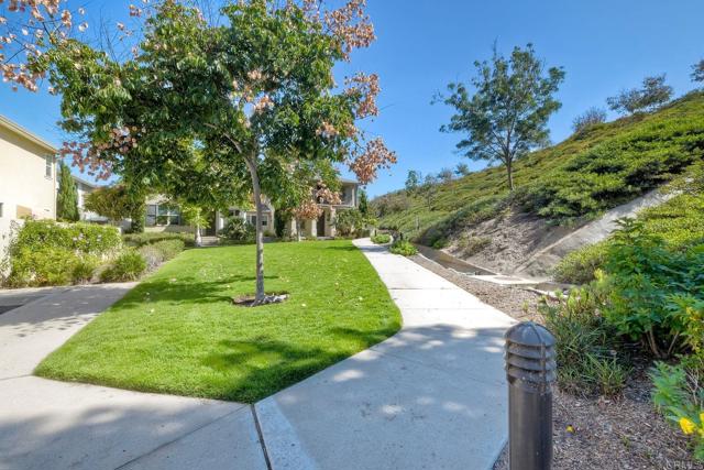 4302 Pacifica Way, Oceanside CA: https://media.crmls.org/mediaz/4724b8b4-2938-4952-85b7-f415d80b2632.jpg