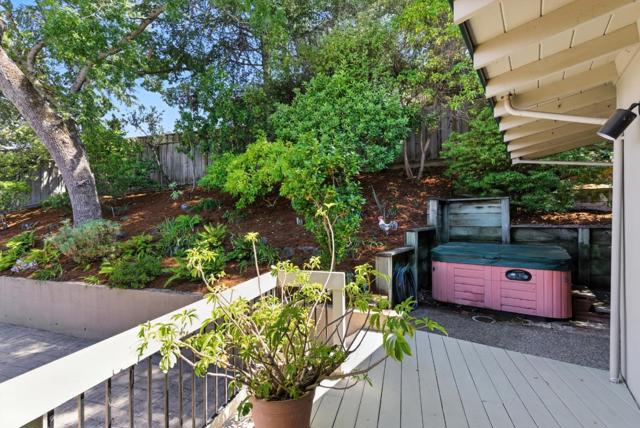 2935 Sherwood Drive, San Carlos CA: https://media.crmls.org/mediaz/472506f5-1660-47ba-84d0-81110e585696.jpg