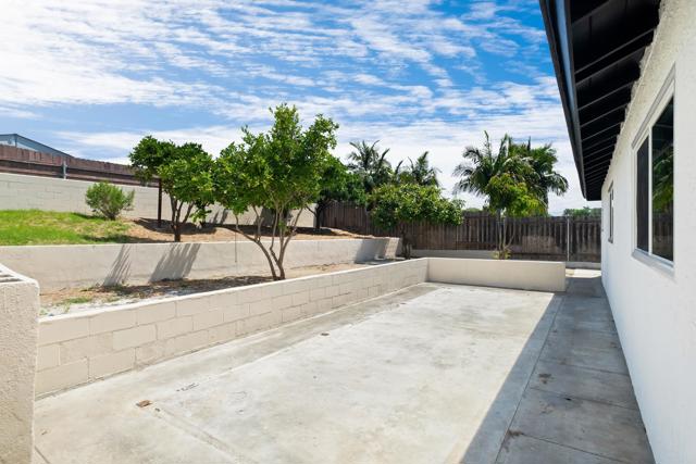 Image 23 of 26 For 521 Blackbird Drive