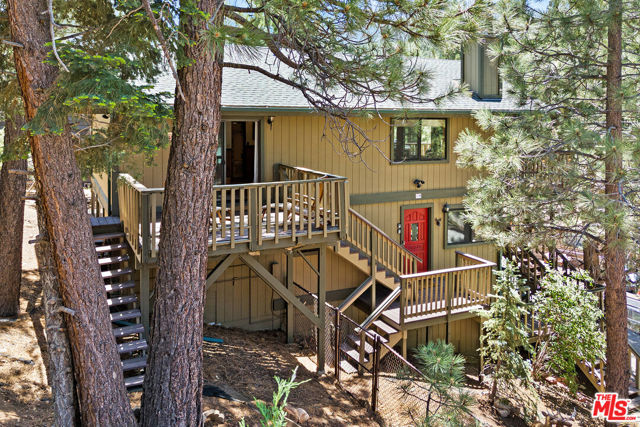 43766 Yosemite Drive, Big Bear, California 92315, 4 Bedrooms Bedrooms, ,2 BathroomsBathrooms,Single Family Residence,For Sale,Yosemite,24406617
