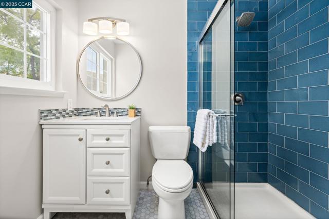 2115 Wilmington Dr, Walnut Creek CA: https://media.crmls.org/mediaz/4726554a-2c5e-4f36-a31b-47c5824a2546.jpg