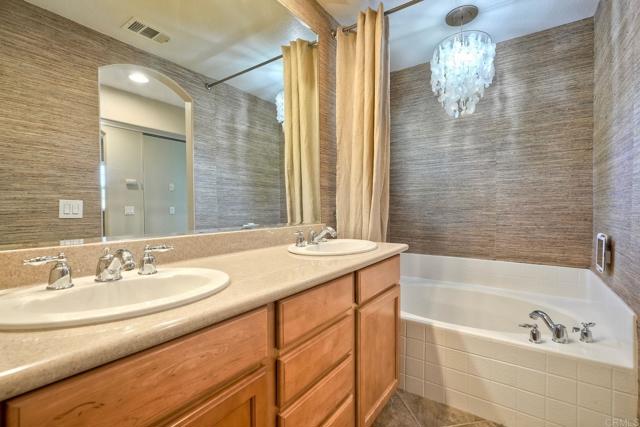 1367 Sky Ridge, San Marcos CA: https://media.crmls.org/mediaz/4727048d-a5b8-4833-878b-68e7e4933296.jpg
