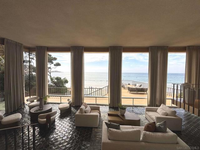 1920 Spindrift Drive, La Jolla CA: https://media.crmls.org/mediaz/472787b1-05f1-4a9a-88d4-12024f2b4d54.jpg