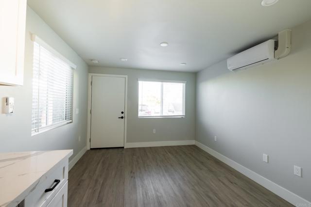 Image 20 of 30 For 4342 Marlborough Avenue