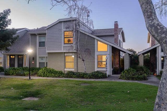 2272 Creek Bed Court, Santa Clara CA: https://media.crmls.org/mediaz/4728f3d9-ab9e-4f88-97cb-7de2823aae2f.jpg