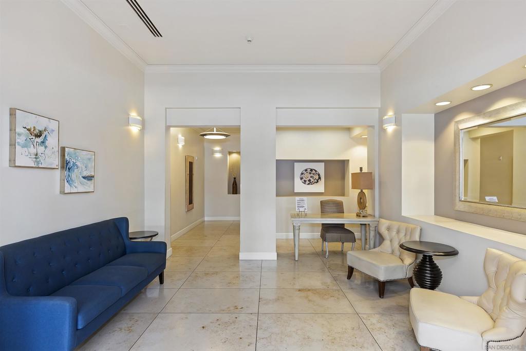 301 Mission Ave - photo 5