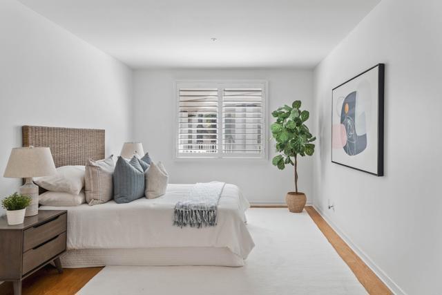 1101 1st Street, Coronado CA: https://media.crmls.org/mediaz/472a4409-2e84-4f3b-aa91-91c9771b864b.jpg