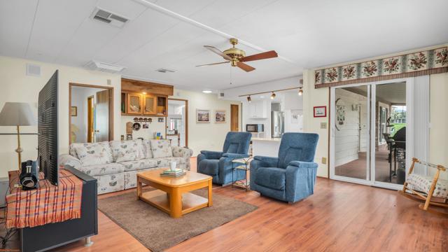 Image 5 of 36 For 15500 Bubbling Wells Road 275